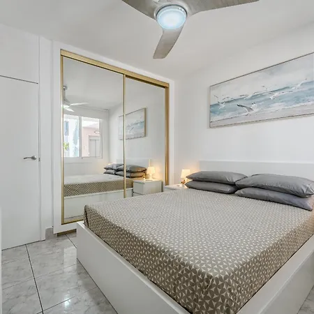 Lejlighed New In Cristianos Renovated With Ac, Steps From Playa Vistas Arona (Tenerife)